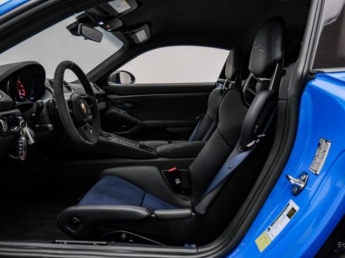 Used 2024 Porsche 718 Cayman GT4 RS RWD image 34