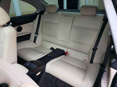 Used 2012 BMW 335i xDrive Coupe image 21