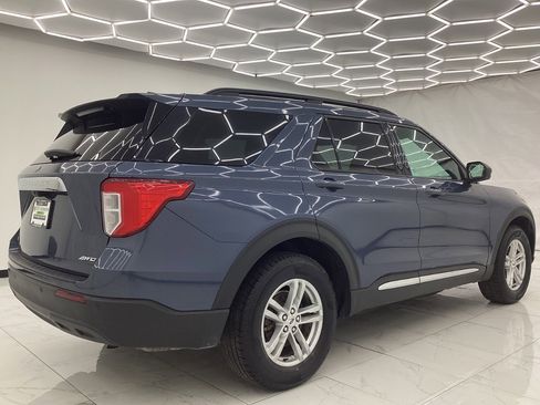 Used 2021 Ford Explorer XLT AWD/4WD image 13