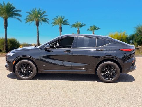 Used 2025 Buick Envista Sport Touring w/ Convenience I Package FWD image 2