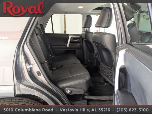Used 2020 Toyota 4Runner Limited image 10