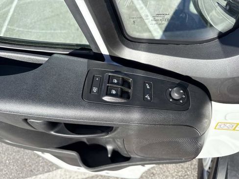 New 2026 RAM ProMaster 2500 w/ Convenience Group image 17