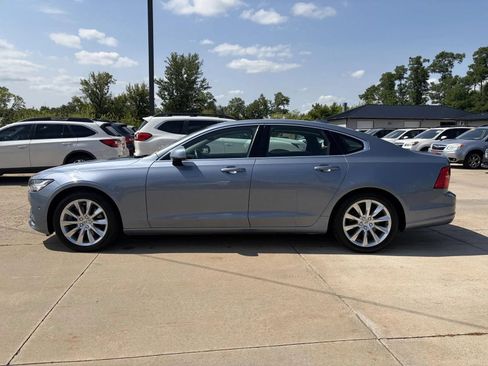 Used 2017 Volvo S90 T6 Momentum w/ Climate Package AWD/4WD image 5