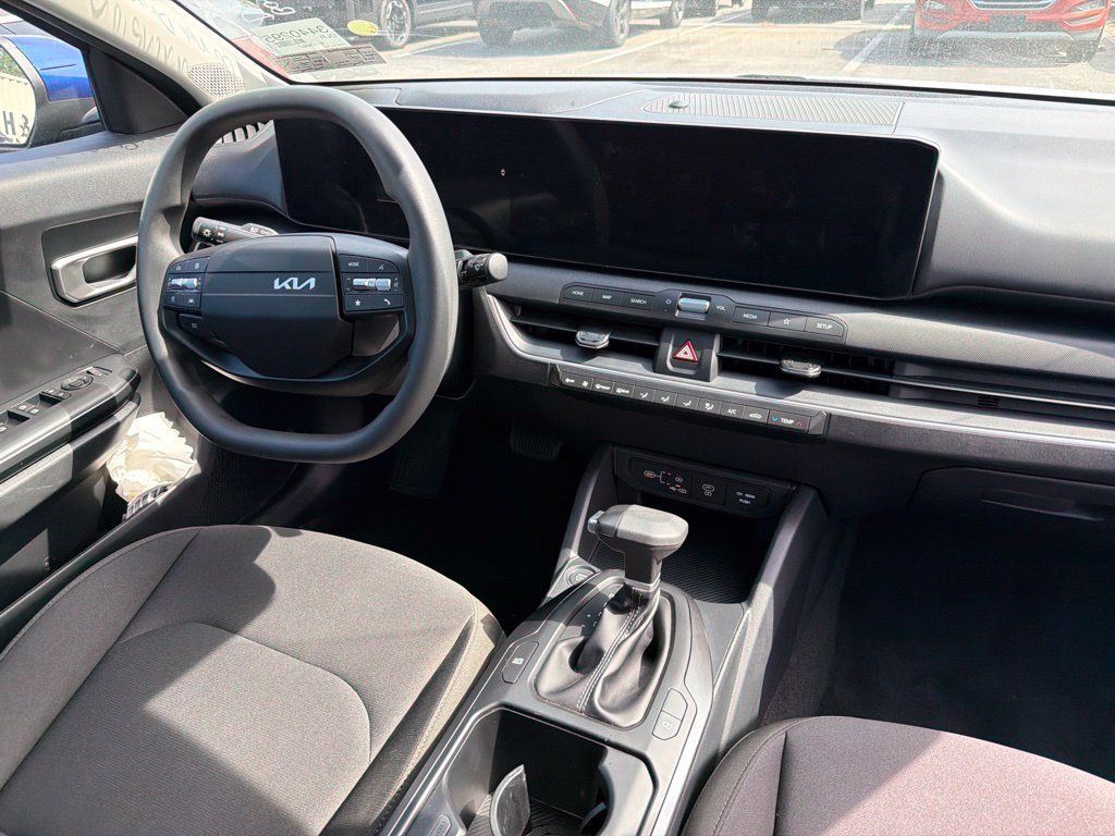 Used 2026 Kia K4 FWD image 29