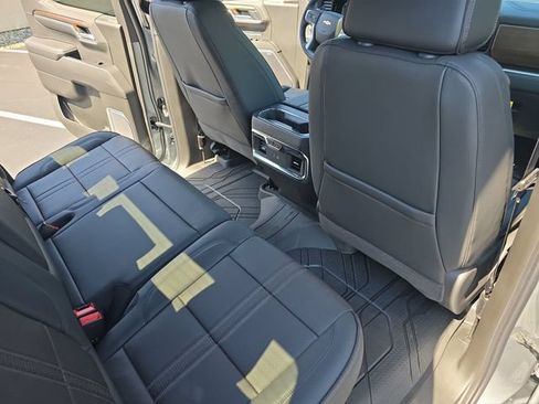 New 2026 Chevrolet Silverado 1500 High Country AWD/4WD image 12