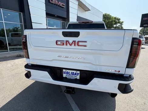 New 2026 GMC Sierra 2500 AT4 w/ AT4 Premium Plus Package AWD/4WD image 6