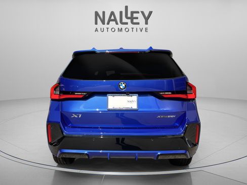 Used 2025 BMW X1 xDrive28i w/ Premium Package image 3