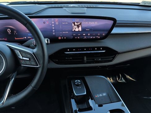 Certified 2025 Buick Enclave Preferred image 20