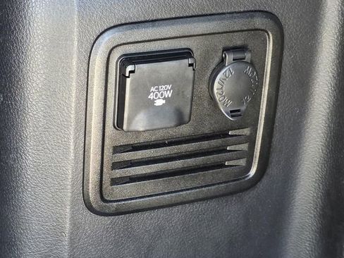 Used 2019 Toyota 4Runner SR5 RWD image 14