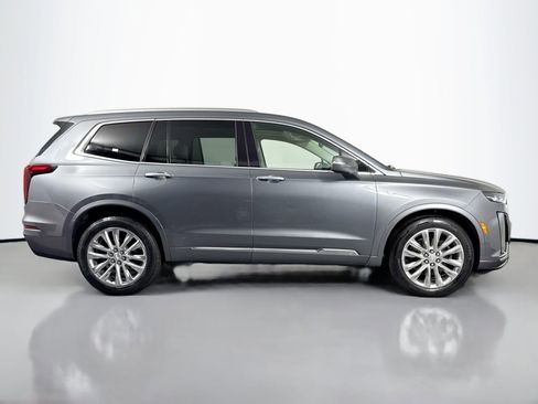 Used 2020 Cadillac XT6 Premium Luxury image 4