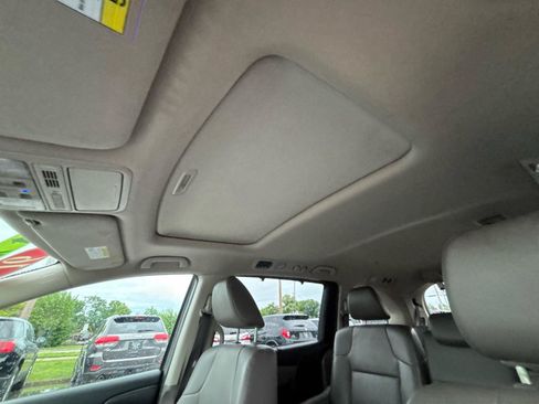 Used 2016 Honda Odyssey EX-L image 23