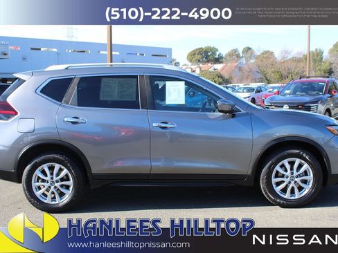 Used 2020 Nissan Rogue SV image 6