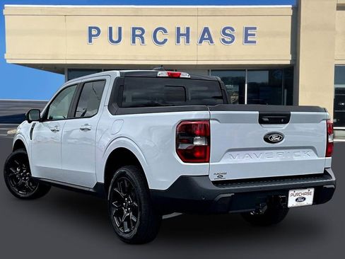 New 2026 Ford Maverick Lariat w/ Black Appearance Package image 3