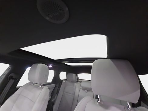 Used 2026 Land Rover Range Rover Evoque S image 28