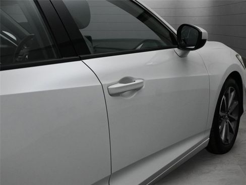 Used 2023 Acura Integra BASE image 13