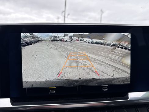 Used 2024 Chevrolet Silverado 1500 RST w/ Z71 Off-Road Package image 23