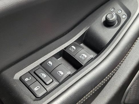 Used 2024 Jeep Grand Cherokee Limited 4xe AWD/4WD image 23