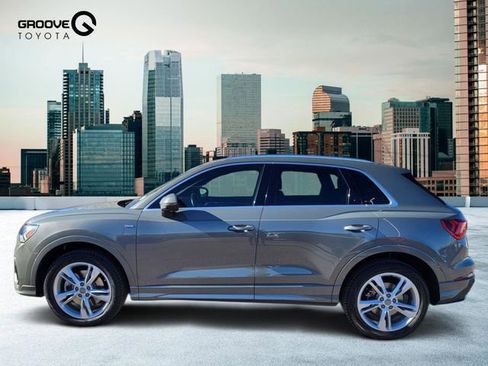 Used 2020 Audi Q3 2.0T Premium Plus w/ Premium Plus Package image 2