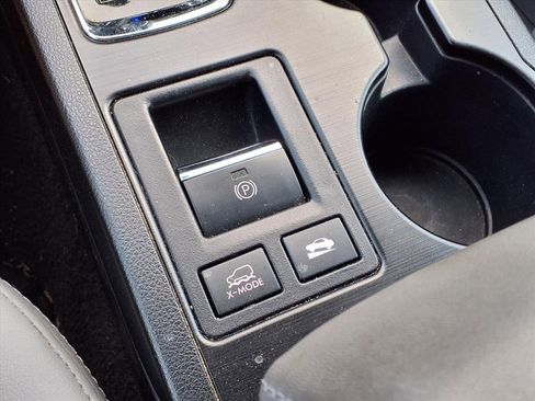 Used 2018 Subaru Outback 3.6R Limited image 16