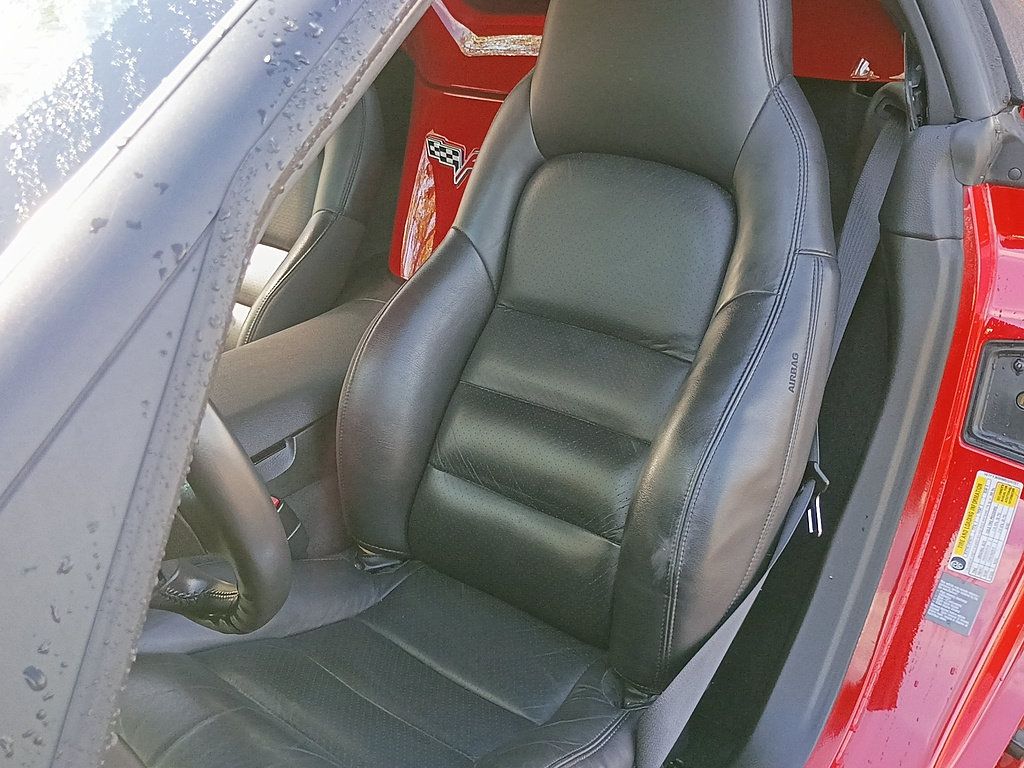Used 2008 Chevrolet Corvette Convertible w/ Preferred Equipment Group RWD image 10