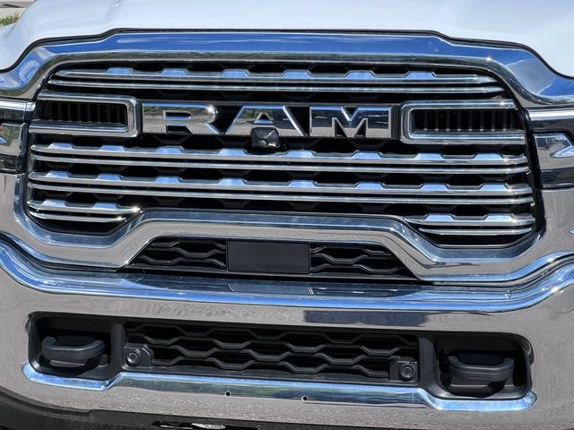 Used 2025 RAM 2500 Limited AWD/4WD image 38