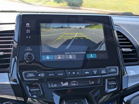 Used 2023 Honda Odyssey Elite image 23