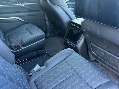Certified 2026 Cadillac Escalade IQ Sport 1 w/ LPO, Floor Liner Package AWD/4WD image 19