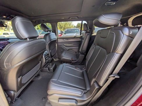 New 2025 Jeep Grand Cherokee L Limited w/ Black Appearance Package AWD/4WD image 12
