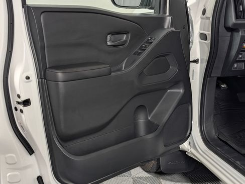 Used 2026 Nissan Frontier S RWD image 23
