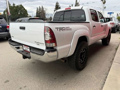 Used 2014 Toyota Tacoma PreRunner w/ Limited Package RWD image 5