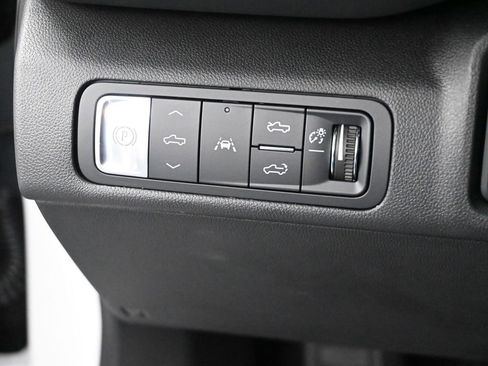 New 2025 Chevrolet Silverado EV RST image 34