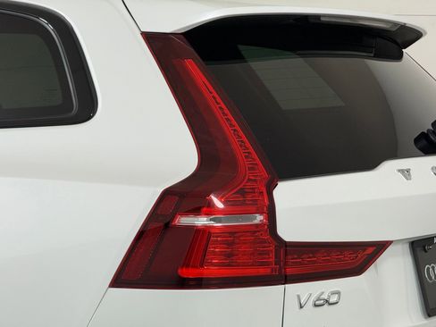 Used 2023 Volvo V60 B5 Cross Country Plus w/ Climate Package image 12