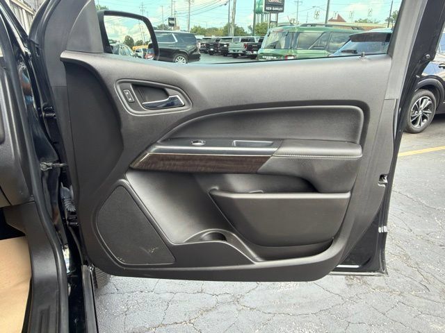 Certified 2018 GMC Canyon SLE w/ Nightfall Edition RWD image 17