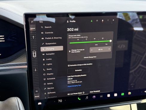 Used 2021 Tesla Model S Plaid image 3