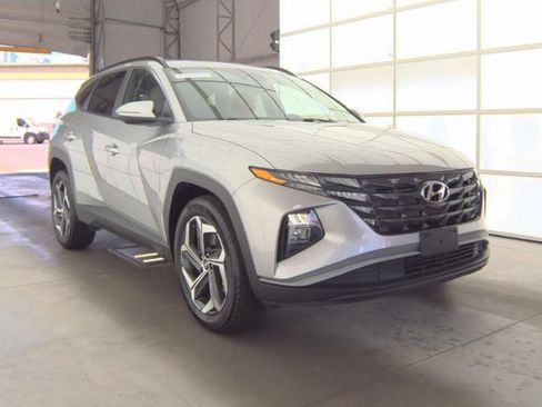 Used 2023 Hyundai Tucson SEL w/ Convenience Package AWD/4WD image 4