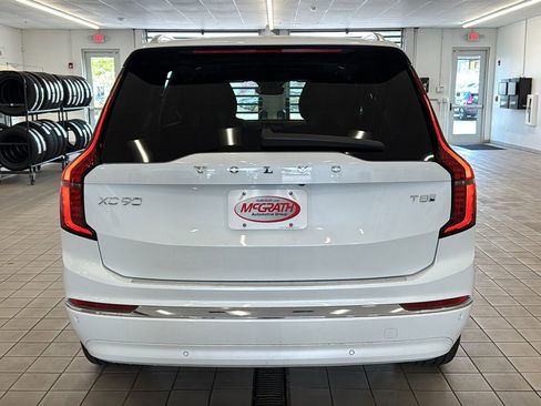 New 2026 Volvo XC90 T8 Plus w/ Protection Package Premier AWD/4WD image 6