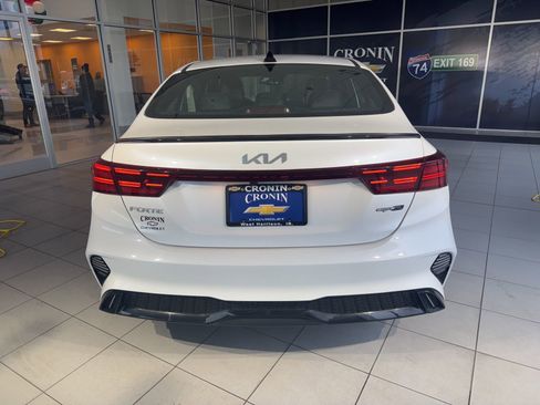 Used 2024 Kia Forte GT-Line w/ GT-Line Premium Package image 8