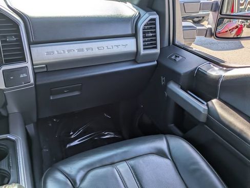 Used 2022 Ford F450 Platinum w/ FX4 Off-Road Package AWD/4WD image 17