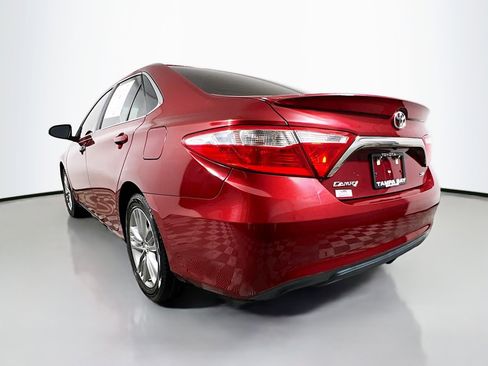 Used 2016 Toyota Camry SE image 8