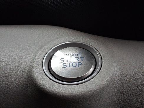 New 2026 Hyundai Venue SEL image 15