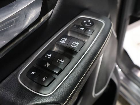 Certified 2022 RAM 1500 Laramie image 14