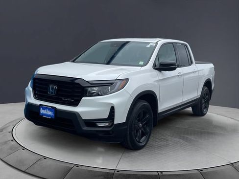 Certified 2023 Honda Ridgeline Black Edition image 7