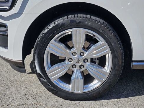 Used 2024 Ford Expedition King Ranch AWD/4WD image 10