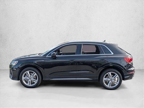 Certified 2023 Audi Q3 2.0T Premium Plus w/ Premium Plus Package AWD/4WD image 9
