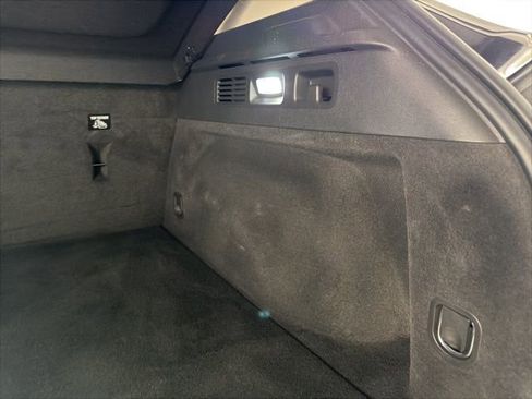 Used 2023 Buick Envision Avenir image 33