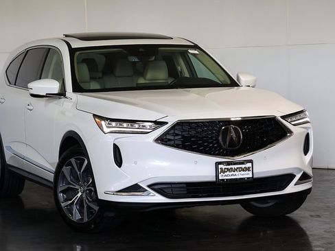 Certified 2024 Acura MDX w/ Technology Package AWD/4WD image 6