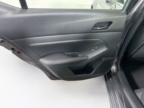 Used 2024 Nissan Altima 2.5 SV FWD image 25
