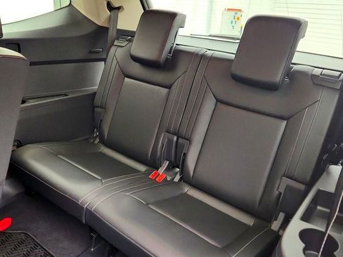 Used 2018 Volkswagen Atlas SE FWD image 21