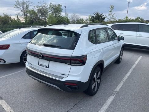 New 2026 Volkswagen Taos S AWD/4WD image 3