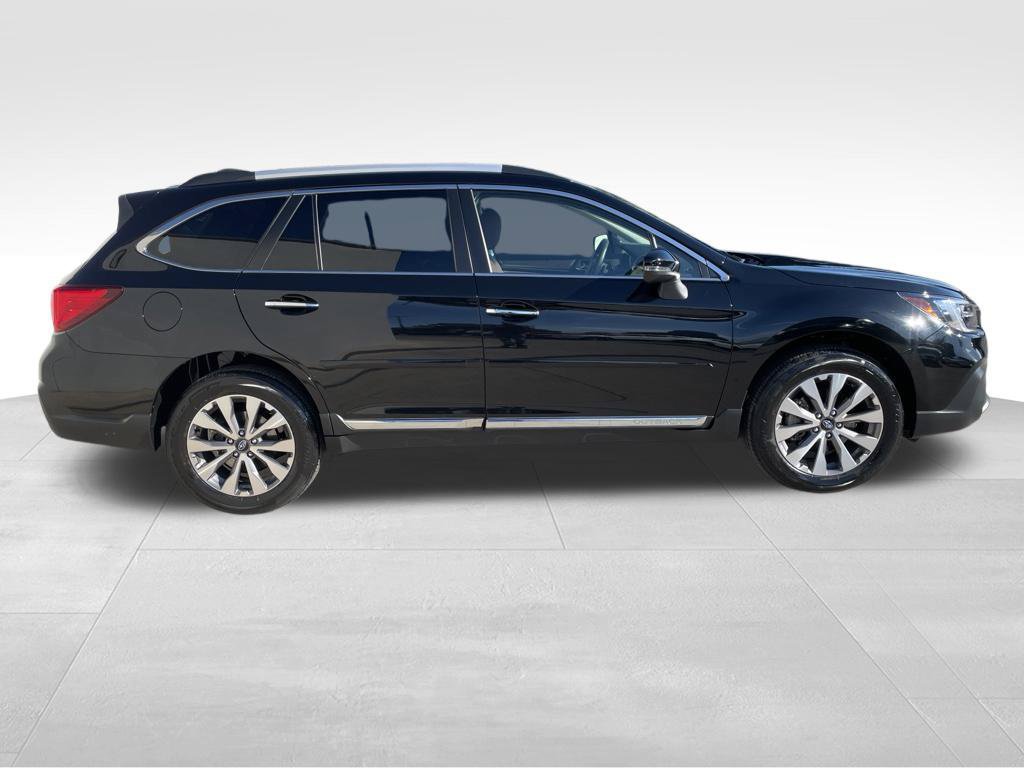 Used 2019 Subaru Outback 3.6R Touring w/ Popular Package #3A AWD/4WD image 4